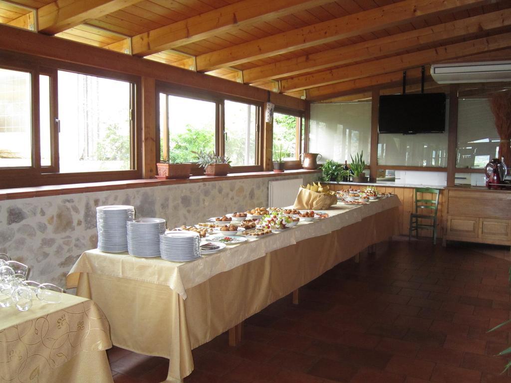 La Radice Hotel Paganica Exterior photo